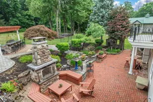 1 Evergreen Dr, Chester, NJ 07930 - Photo 32