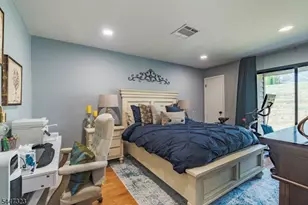 38 N Slope, Union Township, NJ 08809 - Photo 16