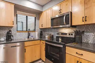 38 N Slope, Union Township, NJ 08809 - Photo 6