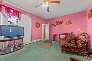 42 Scheerer Ave, Newark, NJ 07112 - Photo 4