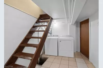 526 E 25th St, Paterson, NJ 07514 - Photo 18