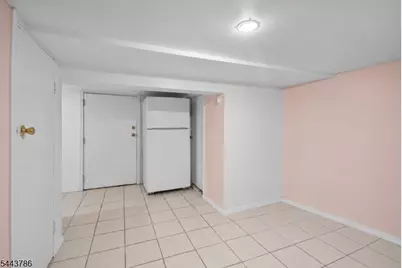 526 E 25th St, Paterson, NJ 07514 - Photo 20