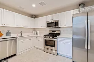 605 Binghampton Ln, Livingston, NJ 07039 - Photo 24