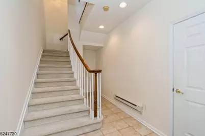 605 Binghampton Ln, Livingston, NJ 07039 - Photo 10