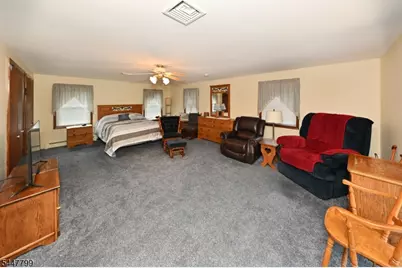 58 Grove St, Wanaque, NJ 07465 - Photo 8