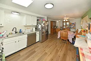58 Grove St, Wanaque, NJ 07465 - Photo 4