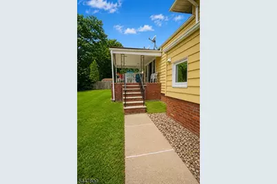 35 Shelley Rd, Springfield, NJ 07081 - Photo 18