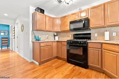372 Nelson Ave, Elizabeth, NJ 07202 - Photo 10