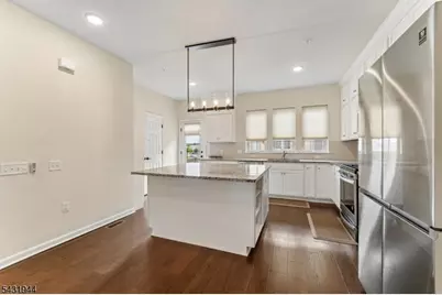 1 Haralson Ct, Livingston, NJ 07039 - Photo 10