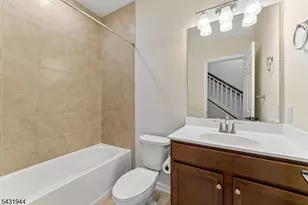1 Haralson Ct, Livingston, NJ 07039 - Photo 28