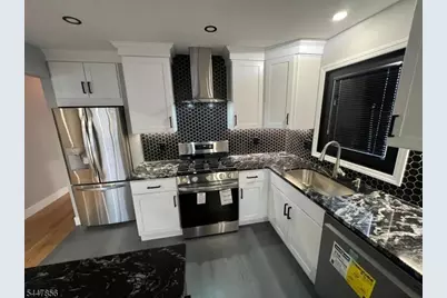 400 Knopf St, Linden, NJ 07036 - Photo 4