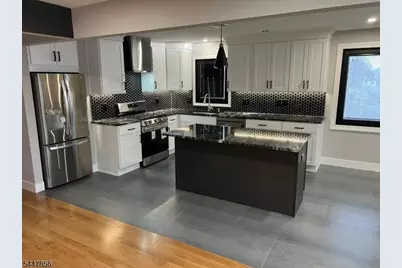 400 Knopf St, Linden, NJ 07036 - Photo 2