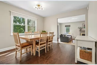 1 Witzling Ct, Raritan Township, NJ 08822 - Photo 14