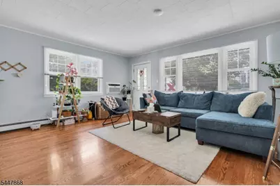 116 1st St, Harrison, NJ 07029 - Photo 8