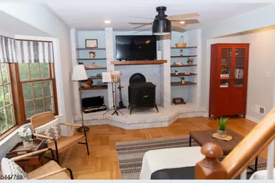 13 Sunset Dr, Clark Township, NJ 07066 - Photo 4