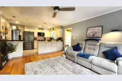 101 New Jersey Ave, Jefferson Township, NJ 07849 - Photo 12