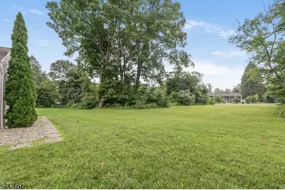 2 Sharon Ct, Randolph Township, NJ 07869 - Photo 18