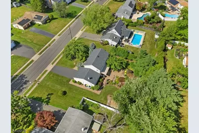 11 Marigold Ln, Franklin Township, NJ 08873 - Photo 50
