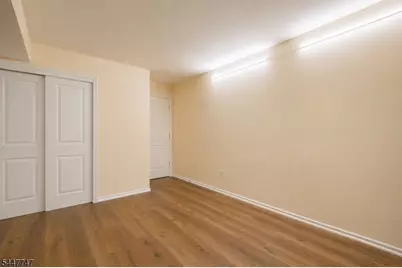 201 Edison Glen Ter, Edison, NJ 08837 - Photo 14