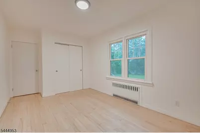 50 Forest Ave, Franklin Township, NJ 08540 - Photo 10