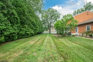 21 Bates Dr, Fairfield, NJ 07004 - Photo 30