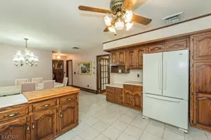 21 Bates Dr, Fairfield, NJ 07004 - Photo 10