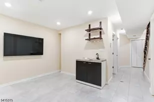 16 Eagle St, Newark, NJ 07102 - Photo 24