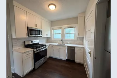 54 Label St #2, Montclair Twp., NJ 07042 - Photo 10