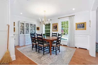 11 Briarwood Ct, Woodcliff Lake, NJ 07677 - Photo 6
