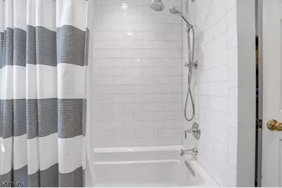 11 Briarwood Ct, Woodcliff Lake, NJ 07677 - Photo 30