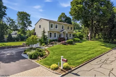 11 Briarwood Ct, Woodcliff Lake, NJ 07677 - Photo 1