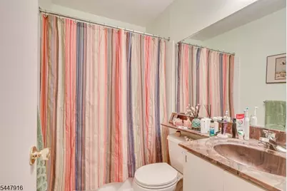 117 Kingsberry Dr, Franklin Township, NJ 08873 - Photo 26
