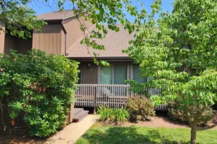 117 Kingsberry Dr, Franklin Township, NJ 08873 - Photo 2
