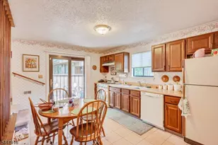 117 Kingsberry Dr, Franklin Township, NJ 08873 - Photo 14