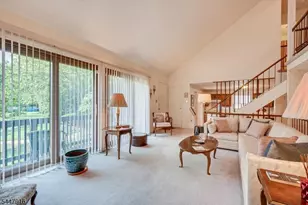 117 Kingsberry Dr, Franklin Township, NJ 08873 - Photo 10