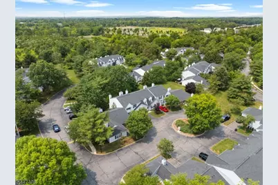 352 Cotswold Pl, Franklin Township, NJ 08873 - Photo 26