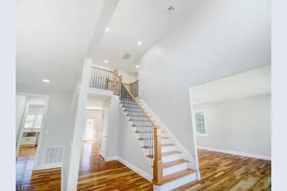 735 Vernon Ave, Kenilworth, NJ 07033 - Photo 6