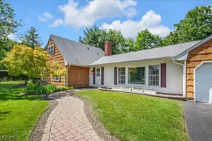 1097 Cambridge Ln, Bridgewater, NJ 08807 - Photo 2
