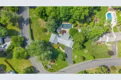 1097 Cambridge Ln, Bridgewater, NJ 08807 - Photo 44