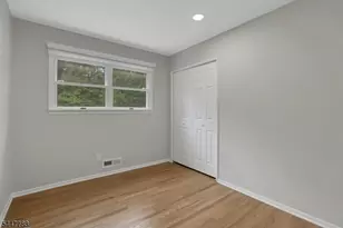 165 Greenwood Dr, Long Hill Township, NJ 07946 - Photo 32