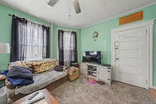 322 Hickory St, Kearny, NJ 07032 - Photo 4