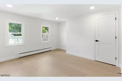 475 Burnside St, City Of Orange Twp., NJ 07050 - Photo 16