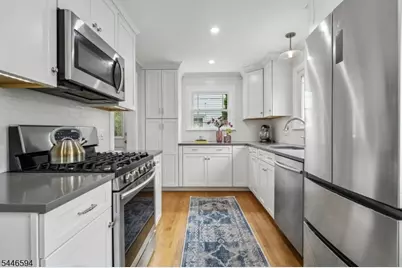 60 Haines Dr, Bloomfield, NJ 07003 - Photo 14