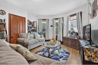 81 Louis St, New Brunswick, NJ 08901 - Photo 6