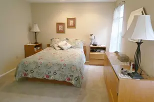 92 Stonehedge Ct, Franklin Township, NJ 08873 - Photo 12