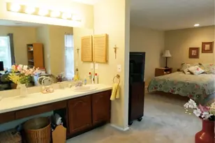 92 Stonehedge Ct, Franklin Township, NJ 08873 - Photo 14