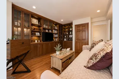1 Claridge Dr #808, Verona Twp., NJ 07044 - Photo 10
