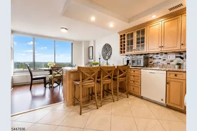 1 Claridge Dr #808, Verona Twp., NJ 07044 - Photo 4