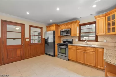 1133 Hetfield Ave, Scotch Plains Township, NJ 07076 - Photo 8