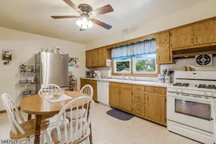 92 Louise Dr, Manville, NJ 08835 - Photo 12